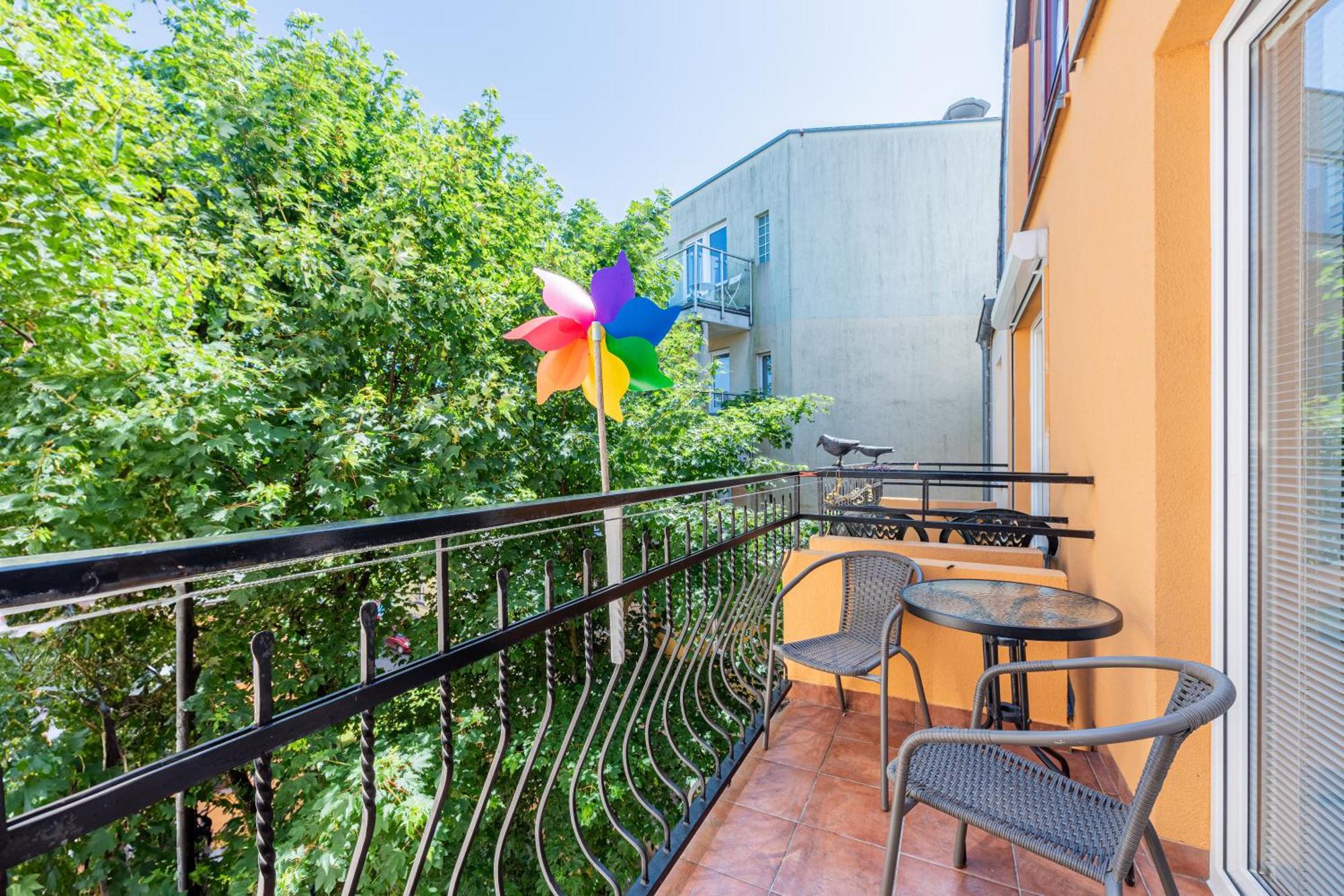 Apartament Z Balkonem Przy Latarni 150M Od Morza Kołobrzeg Eksteriør billede