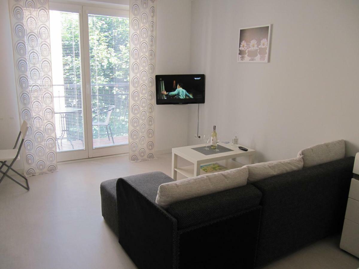 Apartament Z Balkonem Przy Latarni 150M Od Morza Kołobrzeg Eksteriør billede